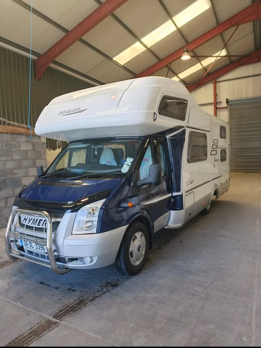 2008 Hymer CL682 — photo 1 of 10